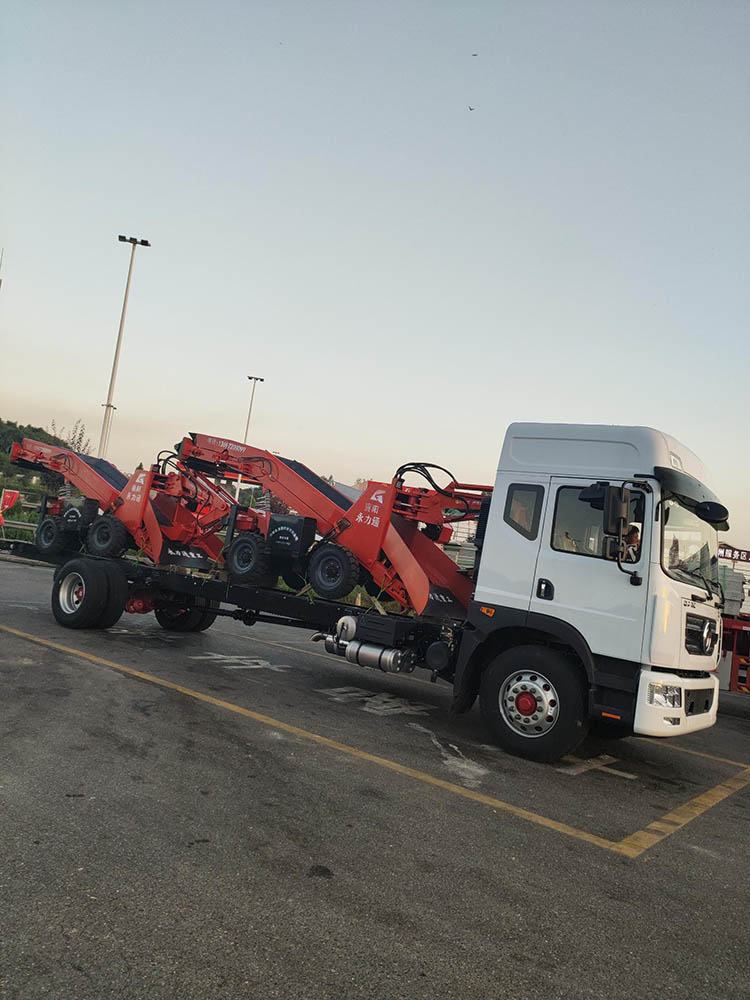 礦用30扒渣機.jpg